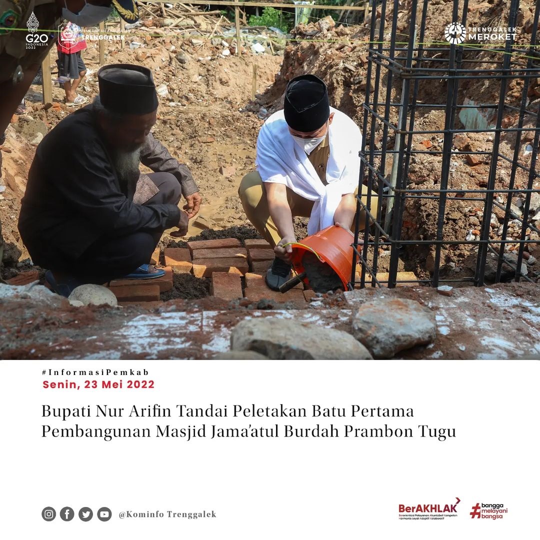 Bupati Nur Arifin Tandai Peletakan Batu Pertama Pembangunan Masjid Jama'atul Burdah Prambon Tugu